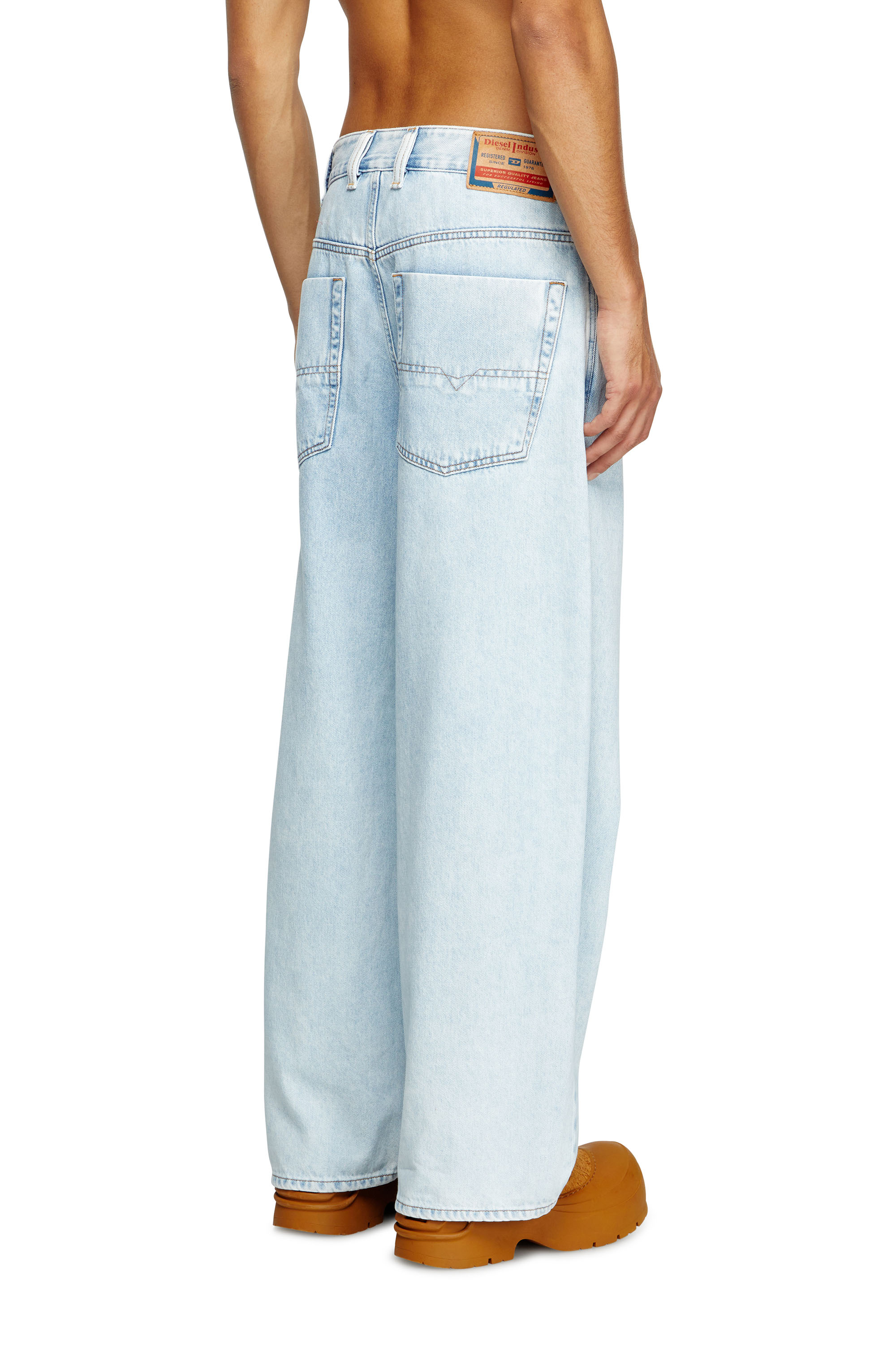 Diesel - Unisex's Relaxed Jeans 1997 D-Enim 09M74, Light Blue - 4
